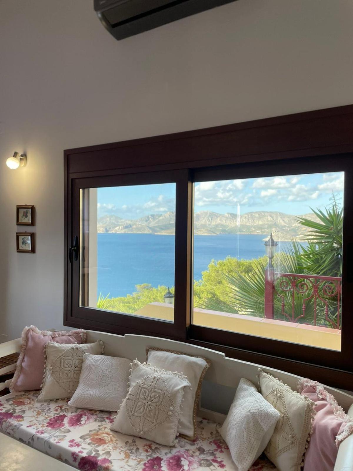 Villa Next To The Sea!! Myrties 외부 사진